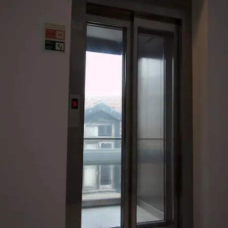 A Quiet Luxury In A Location That Couldn't Be Better, 2 Minutes Walk From The Subway Διαμέρισμα