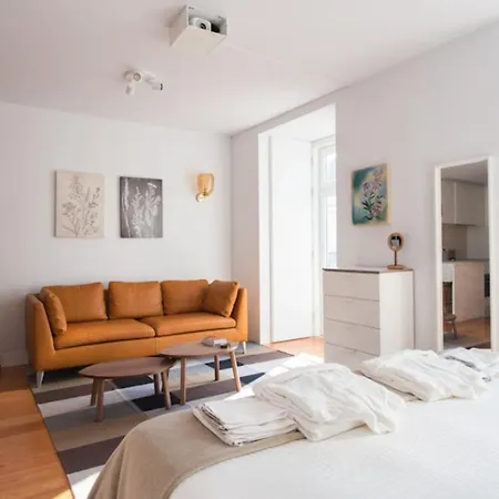 A Quiet Luxury In A Location That Couldn't Be Better, 2 Minutes Walk From The Subway Διαμέρισμα *